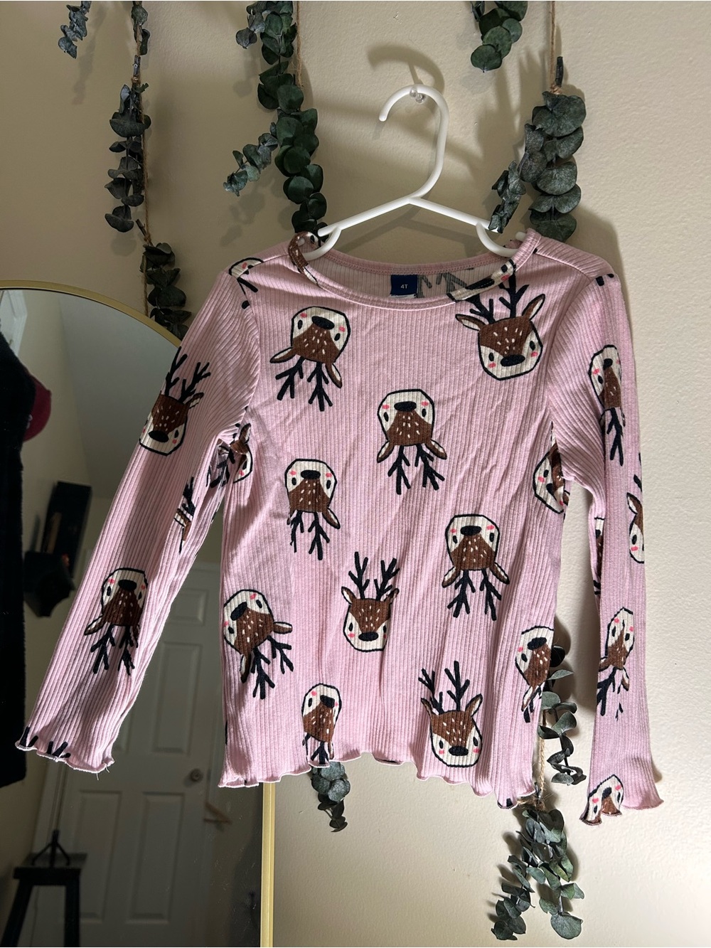 Old Navy Pink Long-Sleeve Reindeer Print Tee